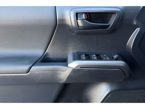 Certified 2023 Toyota Tacoma 4x4 Double Cab w/ Trail Edition image 11
