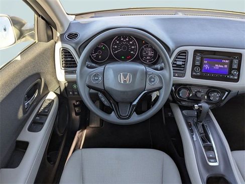 Used 2021 Honda HR-V LX image 15