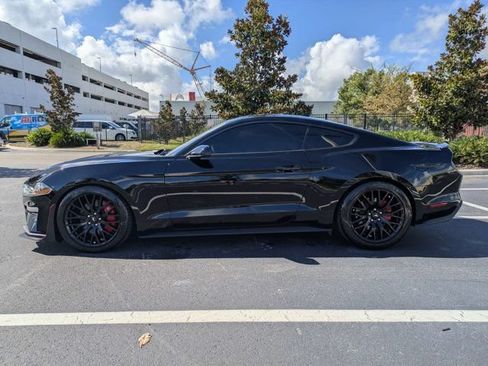 Used 2022 Ford Mustang GT Premium w/ Equipment Group 401A RWD image 6