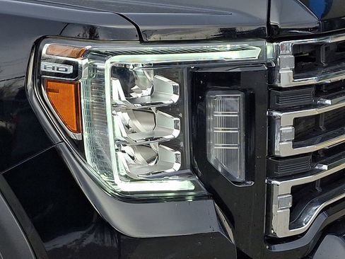 Used 2023 GMC Sierra 2500 AT4 w/ AT4 Premium Plus Package image 9