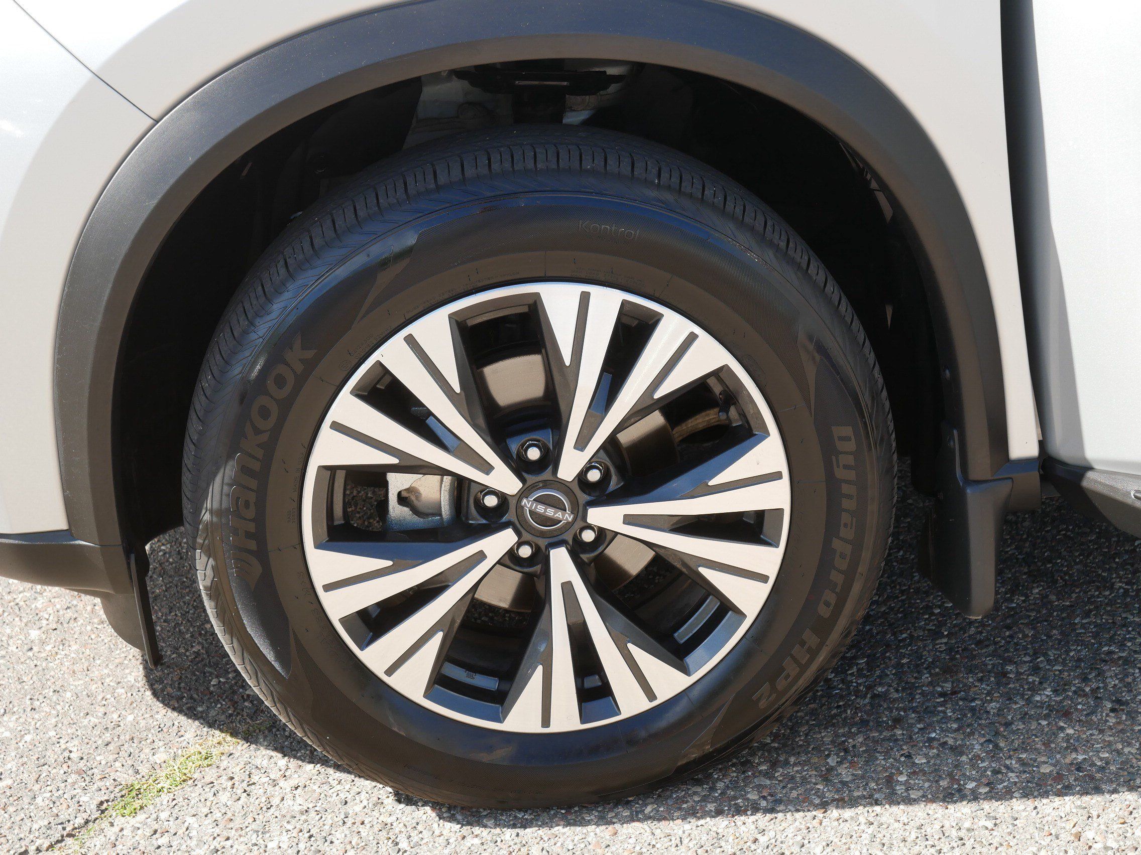 Certified 2023 Nissan Rogue SV w/ SV Premium B Package AWD/4WD image 15