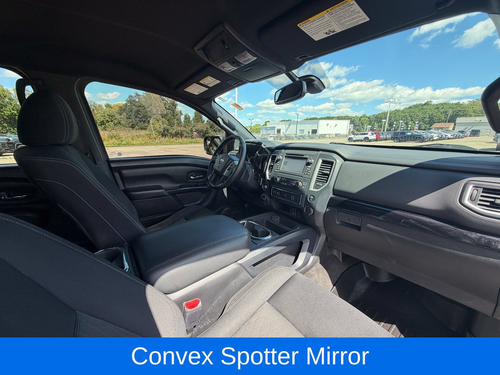 Used 2018 Nissan Titan SV w/ SV Convenience Package AWD/4WD image 40