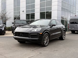 Used 2022 Porsche Cayenne Coupe video 2