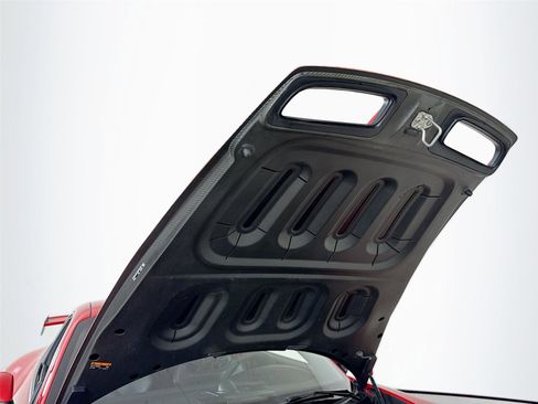 Used 2022 Porsche 911 GT3 image 34