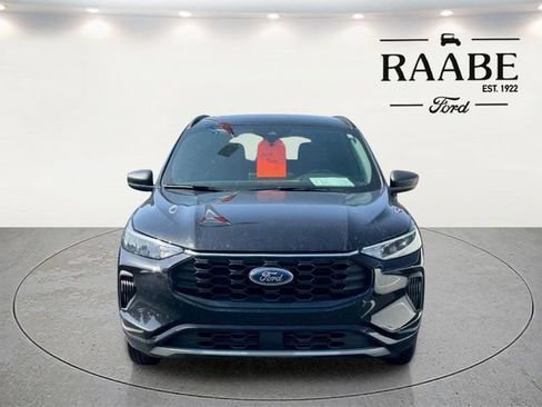 Used 2023 Ford Escape ST-Line w/ Tech Pack #1 AWD/4WD image 7