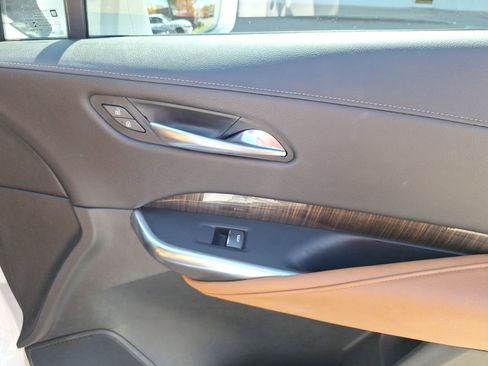 Used 2019 Cadillac XT4 Premium Luxury w/ Technology Package image 36