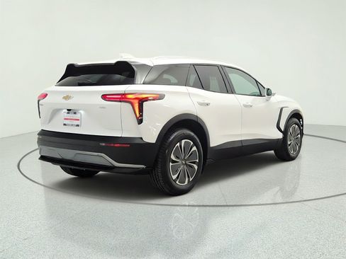 Used 2024 Chevrolet Blazer EV LT AWD/4WD image 5