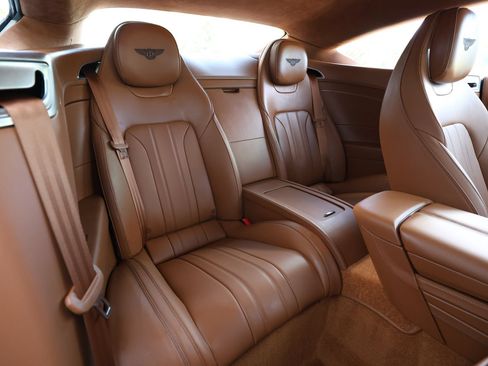 Certified 2020 Bentley Continental GT AWD/4WD image 27