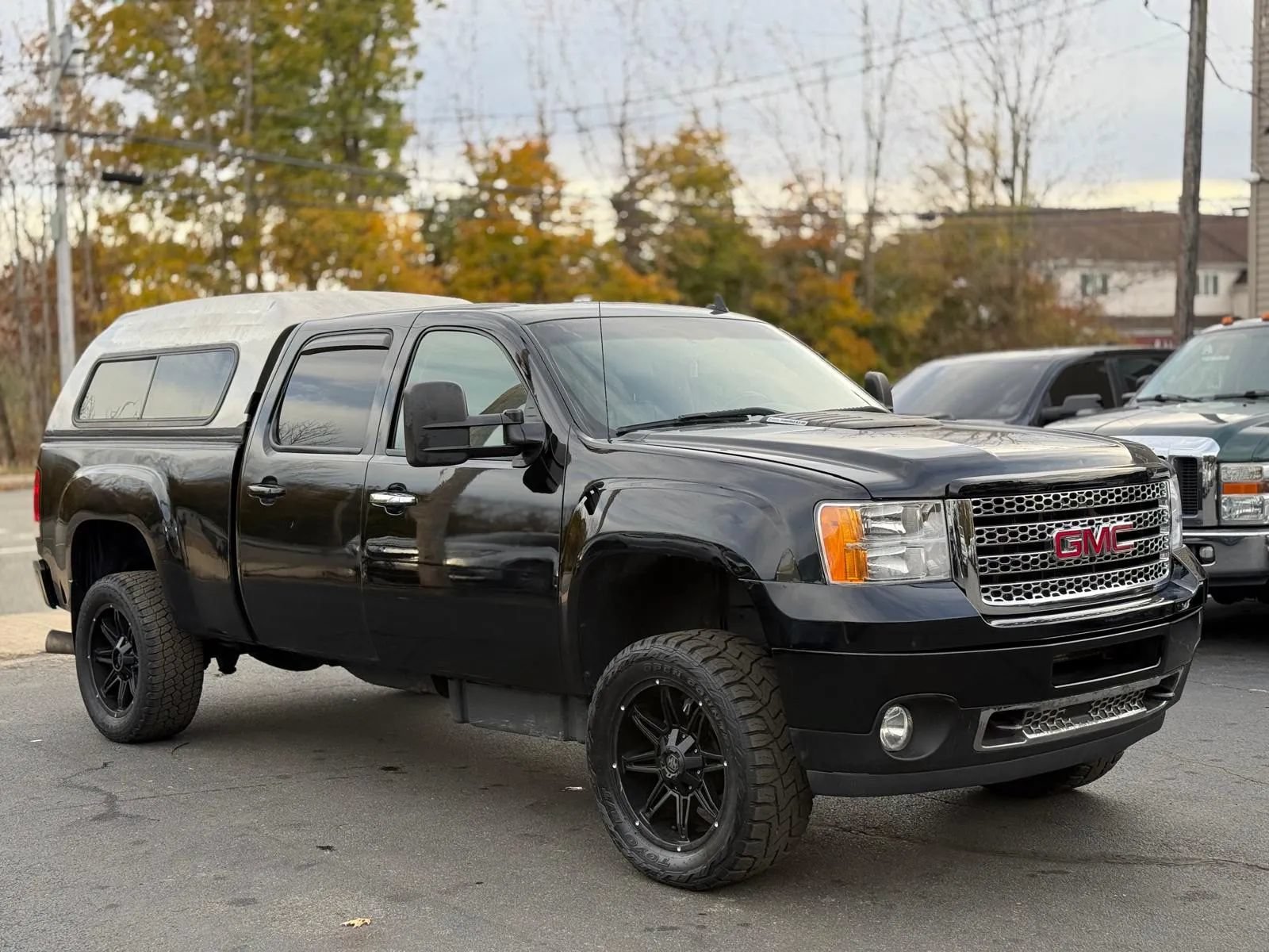 Used 2014 GMC Sierra 2500 Denali AWD/4WD image 6