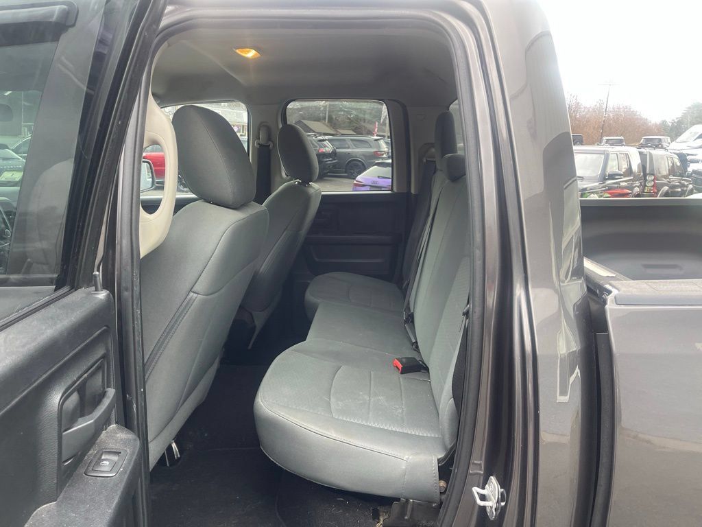 Used 2014 RAM 1500 Express AWD/4WD image 10