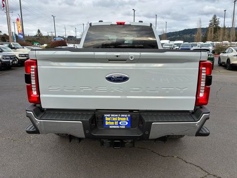 Used 2025 Ford F350 Lariat w/ Camper Package image 5