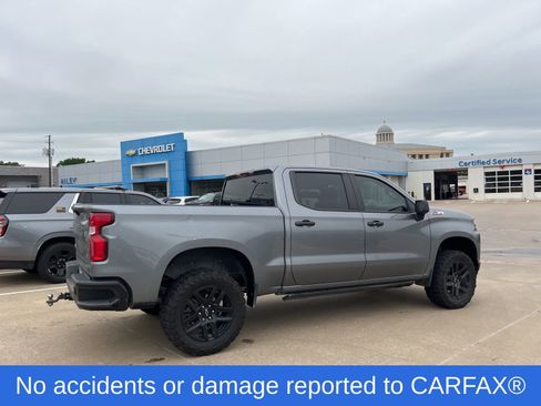 Used 2021 Chevrolet Silverado 1500 LT Trail Boss AWD/4WD image 2