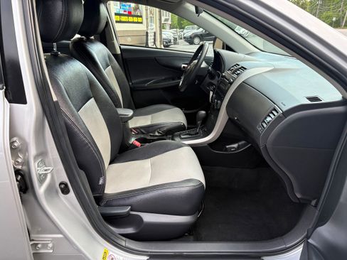 Used 2009 Toyota Corolla S FWD image 22