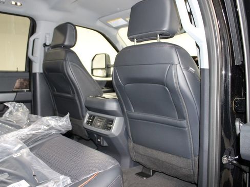 New 2026 Ford F250 Lariat AWD/4WD image 31