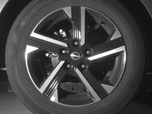 Used 2025 Nissan Sentra SV image 15