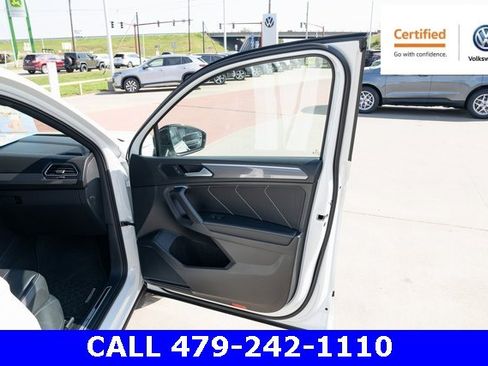 Certified 2023 Volkswagen Tiguan SE R-Line image 14