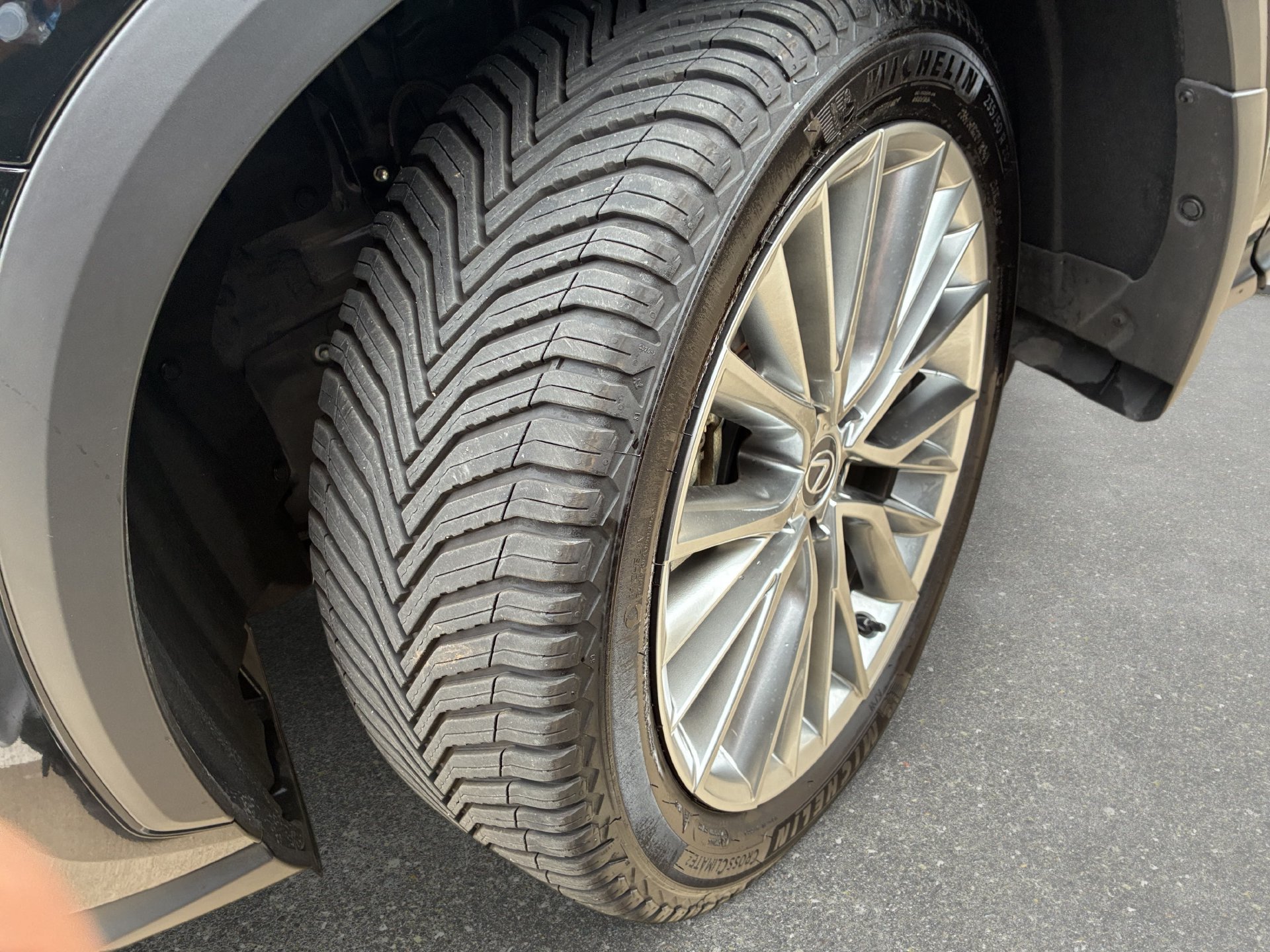 Used 2025 Lexus NX 350 AWD w/ Cold Area Package image 31