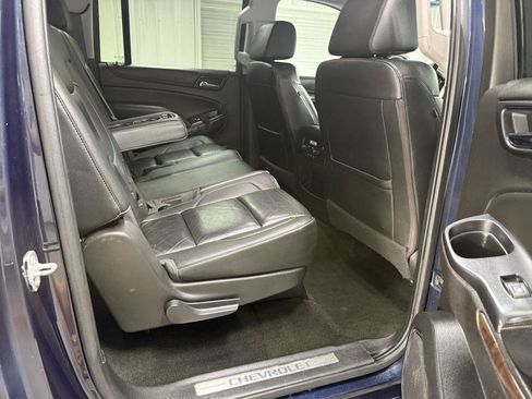 Used 2017 Chevrolet Suburban LT AWD/4WD image 35