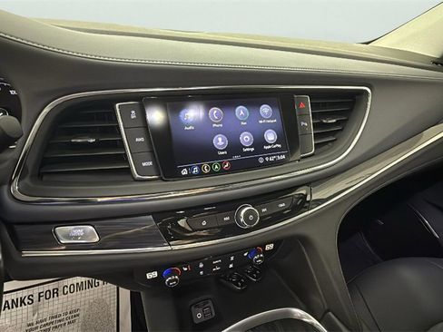 Used 2021 Buick Enclave Essence w/ Sport Touring Edition image 20