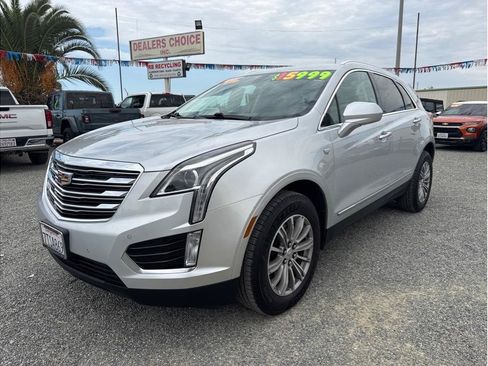 Used 2017 Cadillac XT5 Luxury FWD image 1