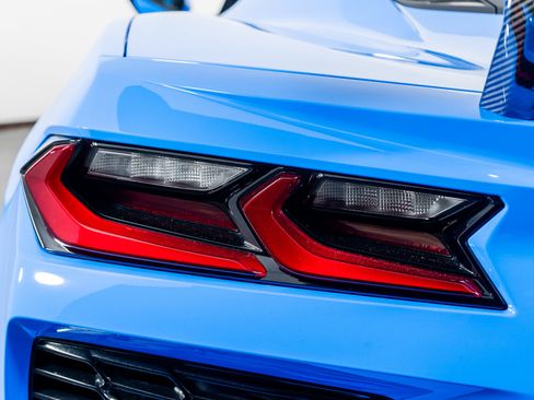 Used 2023 Chevrolet Corvette Z06 image 13