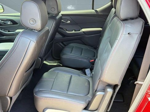 Used 2023 Chevrolet Traverse RS AWD/4WD image 23