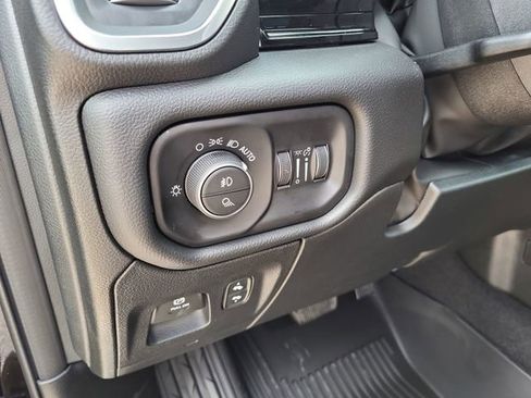 New 2026 RAM 1500 Laramie AWD/4WD image 14