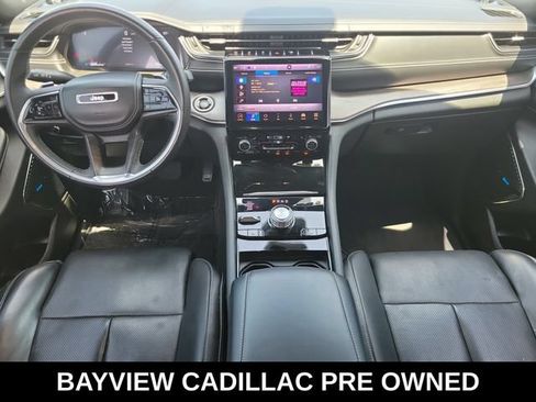 Used 2021 Jeep Grand Cherokee L Overland w/ Luxury Tech Group IV AWD/4WD image 17