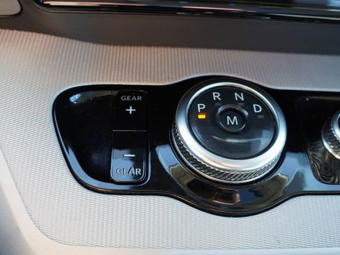 Certified 2025 Ford Expedition Active AWD/4WD image 35