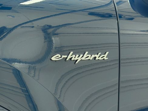 New 2026 Porsche Cayenne E-Hybrid image 63