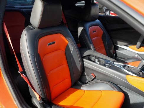 Used 2018 Chevrolet Camaro SS w/ Hot Wheels Edition image 24