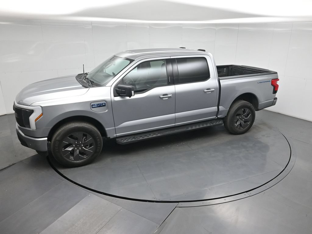 Used 2024 Ford F150 Lightning Flash AWD/4WD image 18