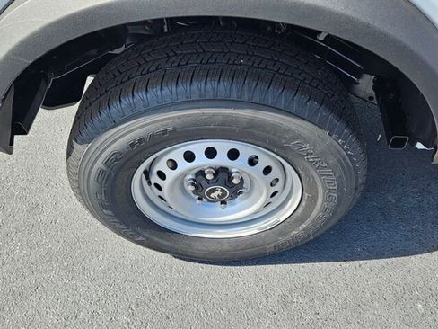 New 2025 Ford Bronco Base image 18