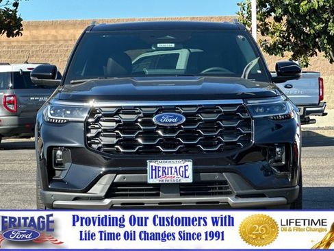New 2026 Ford Explorer Platinum w/ LUX Leather Package AWD/4WD image 9