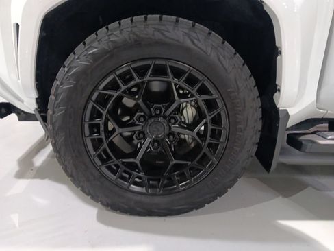 Used 2025 Toyota 4Runner TRD Sport Premium AWD/4WD image 13