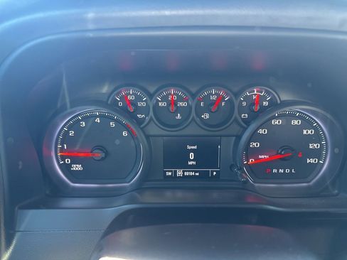 Used 2020 Chevrolet Silverado 1500 Custom Trail Boss w/ Custom Convenience Package image 5