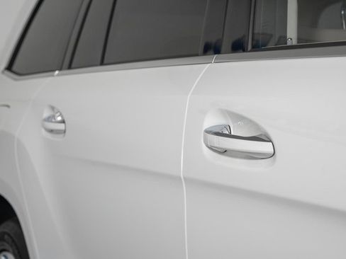 Used 2017 Mercedes-Benz GLS 450 4MATIC image 18