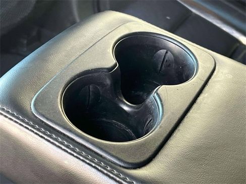 Used 2019 Jeep Grand Cherokee Limited image 16