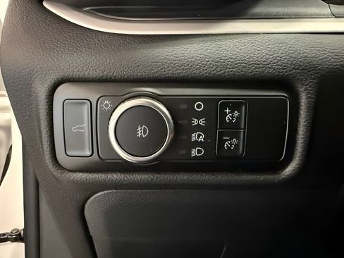 Certified 2024 Ford Explorer XLT w/ Equipment Group 202A AWD/4WD image 19