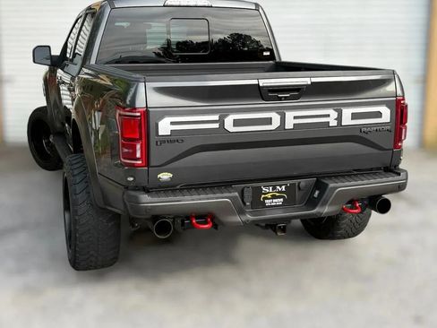 Used 2018 Ford F150 Raptor w/ Equipment Group 802A Luxury AWD/4WD image 11