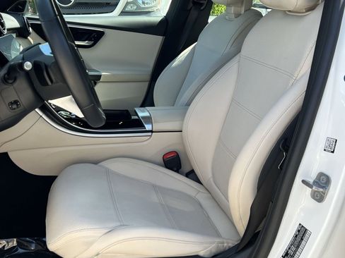 Certified 2024 Mercedes-Benz C 300 4MATIC Sedan image 18