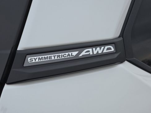 Certified 2025 Subaru Forester Premium image 16