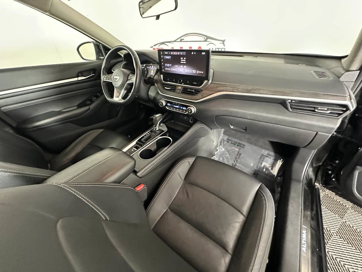 Used 2023 Nissan Altima 2.5 SL AWD/4WD image 21
