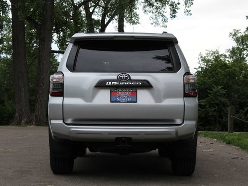 Used 2024 Toyota 4Runner TRD Off-Road Premium w/ Moonroof Package AWD/4WD image 7