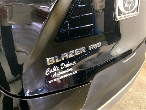 Used 2025 Chevrolet Blazer LT AWD/4WD image 8