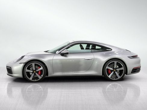 Used 2024 Porsche 911 Carrera S w/ Premium Package RWD image 2