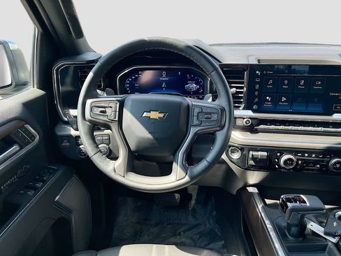 Used 2025 Chevrolet Silverado 1500 High Country w/ High Country Premium Package AWD/4WD image 24