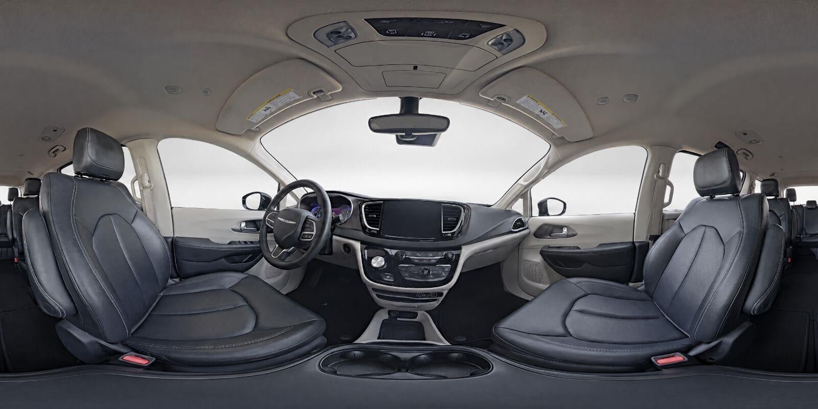 Used 2024 Chrysler Pacifica Touring-L FWD image 9