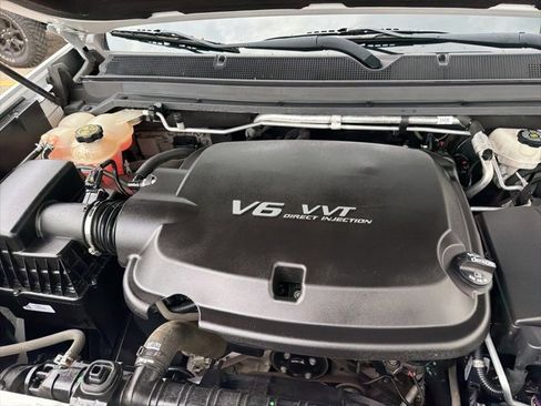 Used 2020 Chevrolet Colorado Z71 image 11