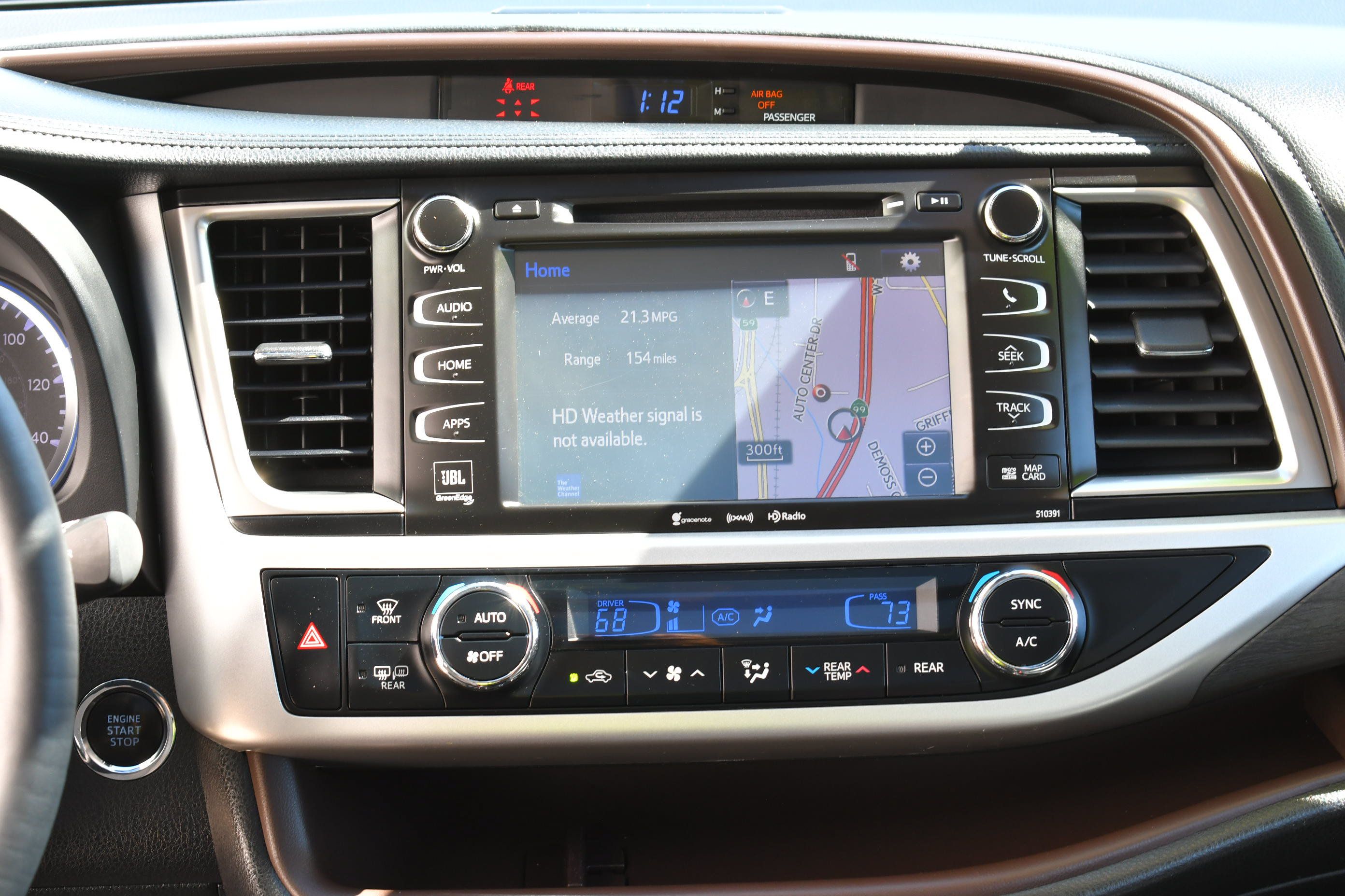 Used 2019 Toyota Highlander Limited Platinum AWD/4WD image 18